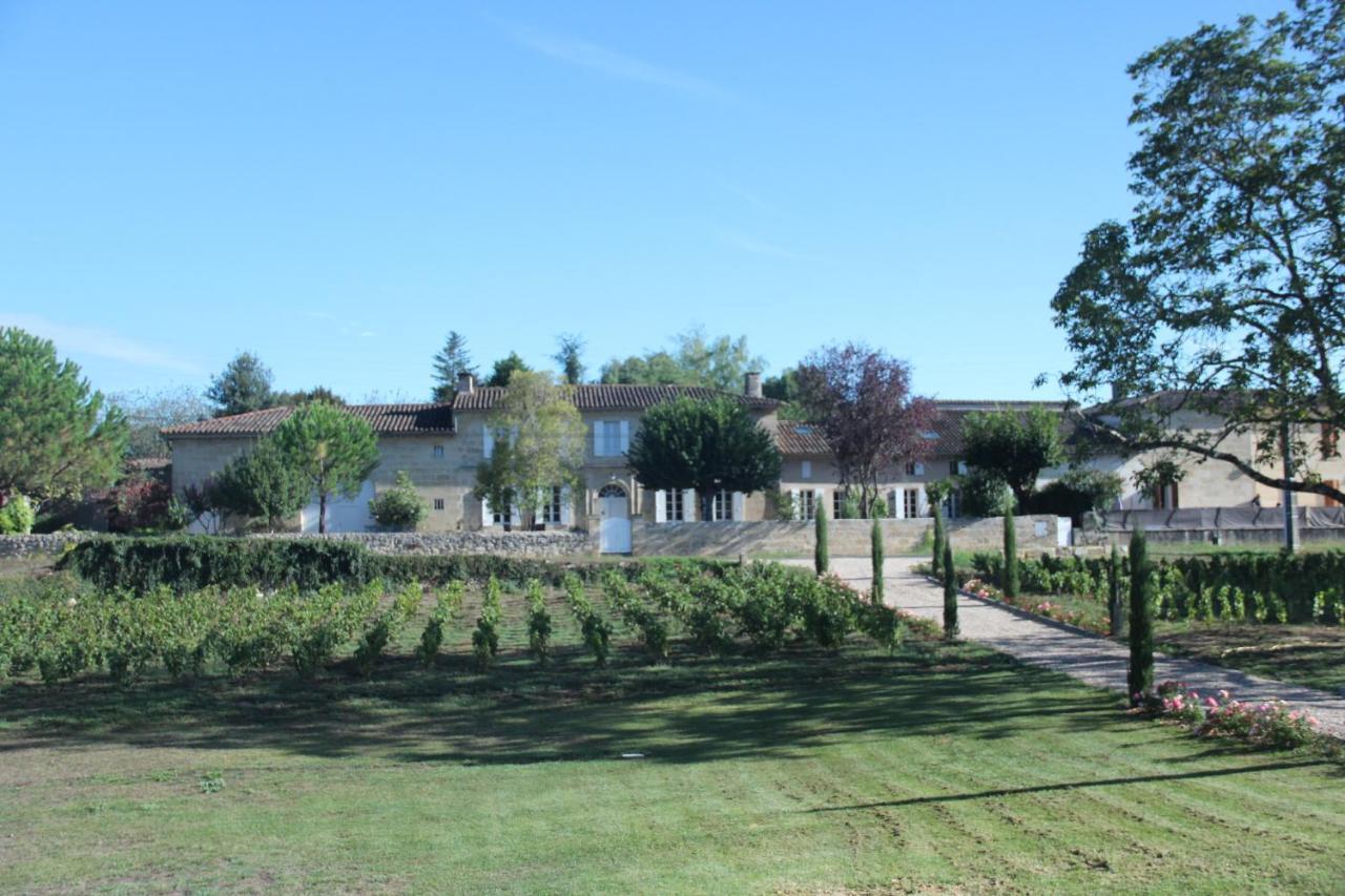Allee Des Roses Saint-Philippe-dʼAiguille المظهر الخارجي الصورة