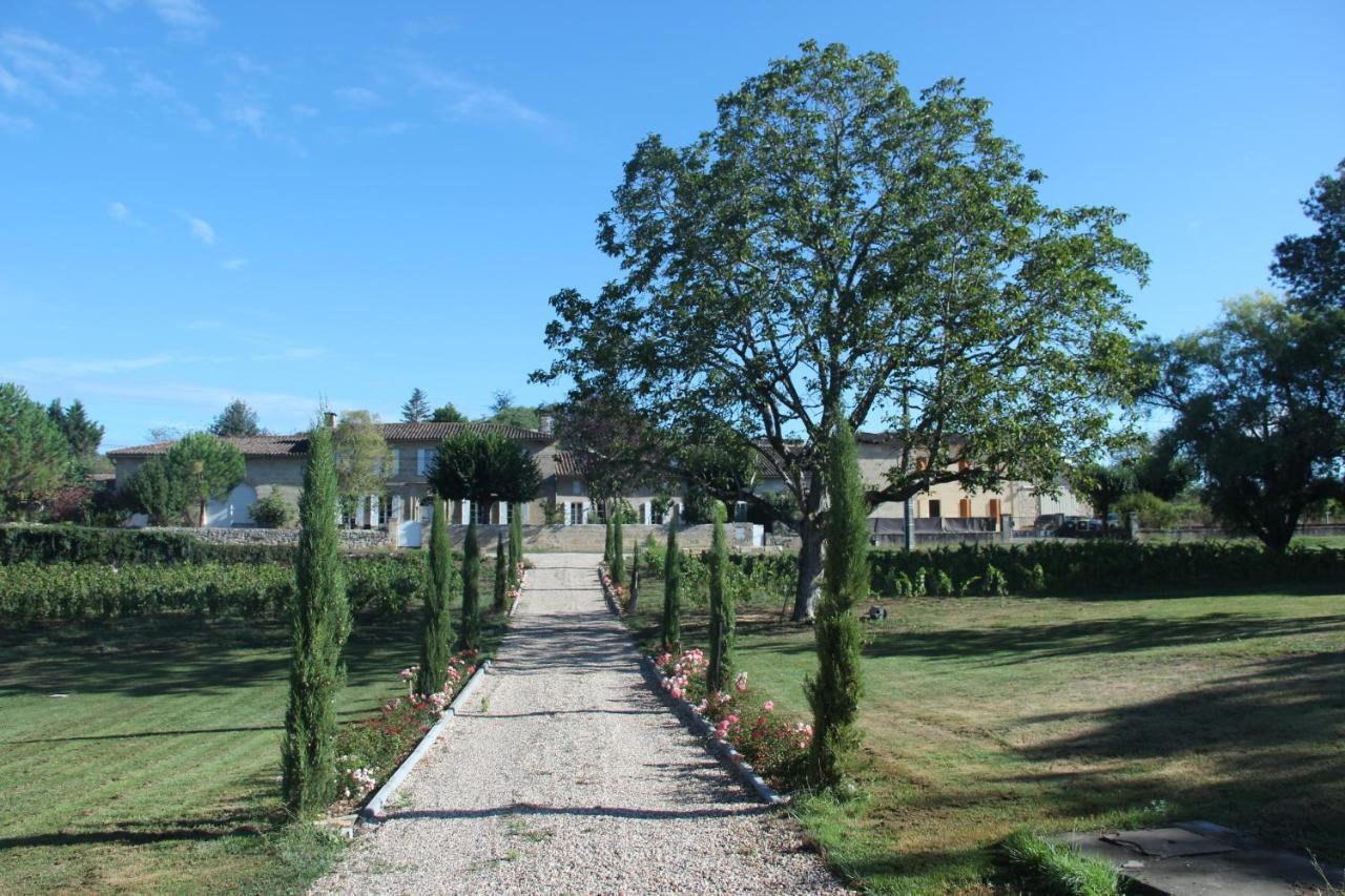 Allee Des Roses Saint-Philippe-dʼAiguille المظهر الخارجي الصورة